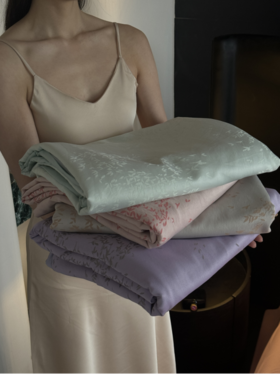 🉑薅羊毛0.5折抢❗️这质感像年薪100w🔺的人用的居家床品🔥 专柜清仓甩卖出口意大利🌸「意大利金枝玉叶天丝四件套」 天丝裸睡四件套