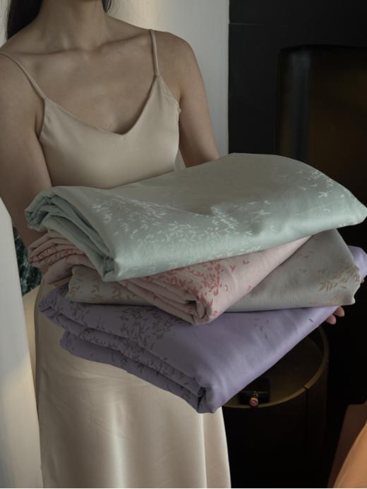 🉑薅羊毛0.5折抢❗️这质感像年薪100w🔺的人用的居家床品🔥 专柜清仓甩卖出口意大利🌸「意大利金枝玉叶天丝四件套」 天丝裸睡四件套 商品图0