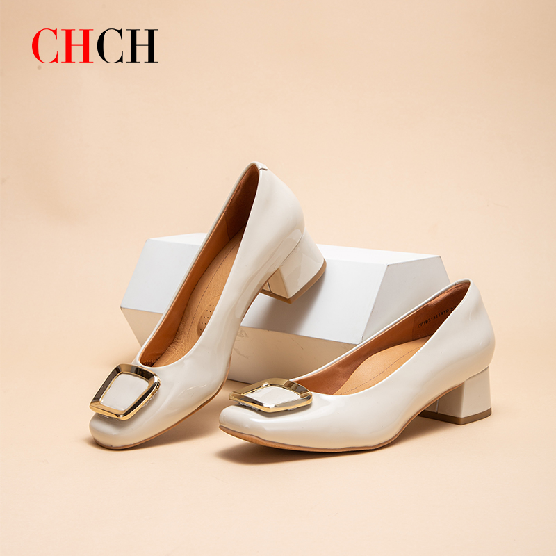 CHCH平衡鞋2025春夏新款牛漆皮粗跟女浅口单鞋不累脚CP1B5131