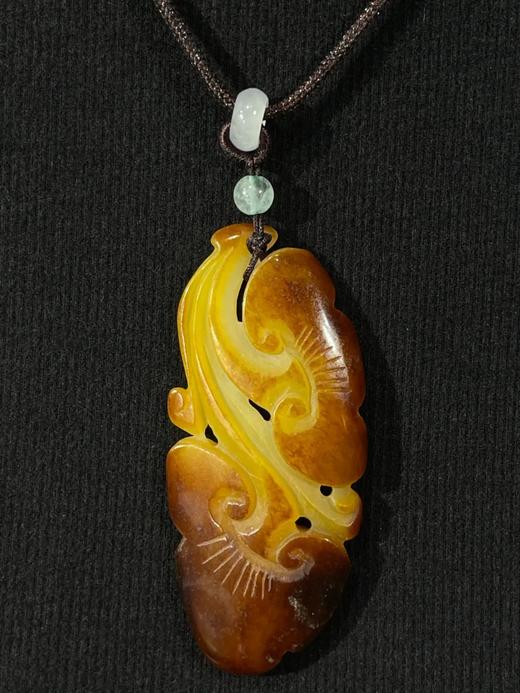 红皮沁白玉巧雕灵芝形吊坠，顺丰包邮 商品图10