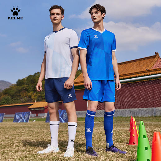 卡尔美新款重塑系列男士足球服套装 商品图0