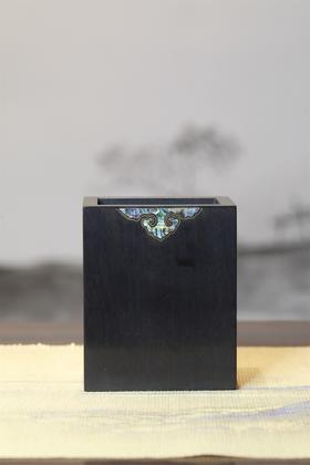 紫光檀镶螺钿如意笔筒