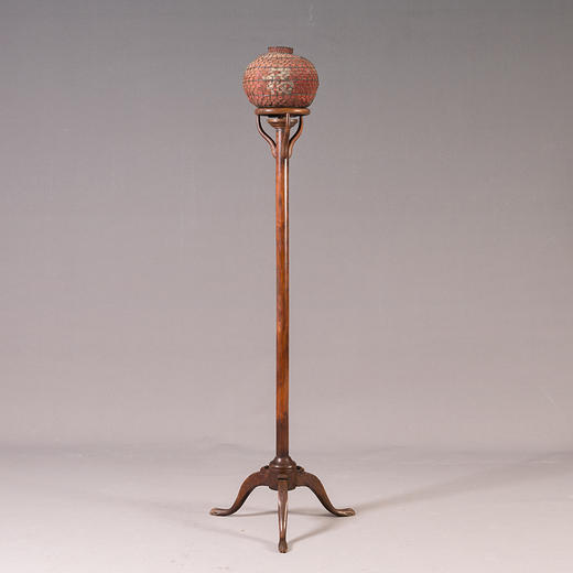 清 黄花梨三足灯架 商品图0