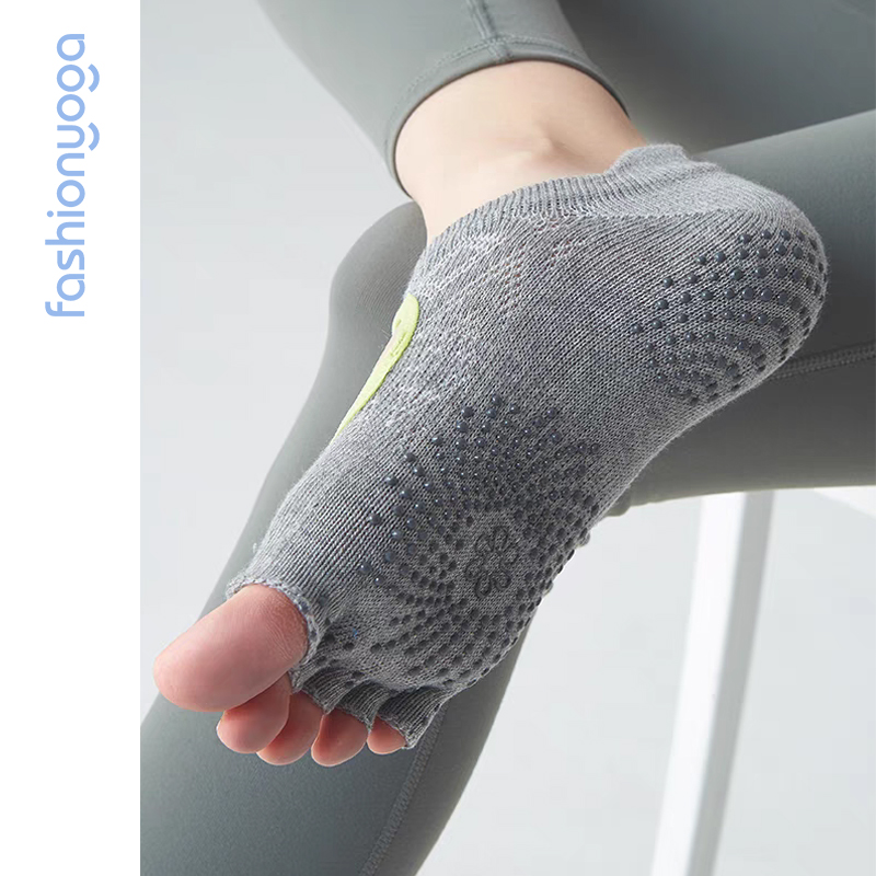 FW004凡圣瑜伽春夏款专业防滑露趾瑜伽袜