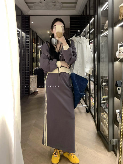 Read Nameless /梨形天菜深灰色休闲套装裙 2025/3/15 商品图10