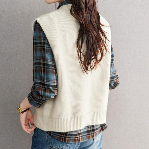 V领套头背心 商品图4