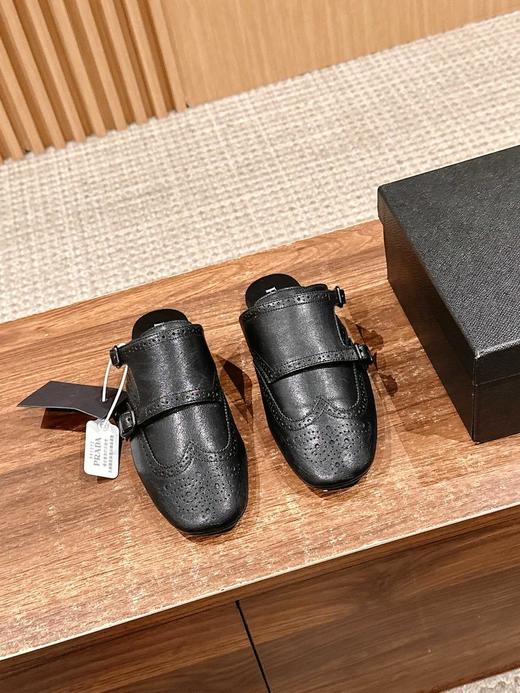 普拉达2025/SS走秀款复古流苏鞋布洛克雕花一脚蹬半拖（HC） 商品图1