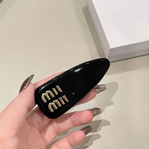 九歌同款！【时尚弹簧设计，轻松固定发型】韩版miu发夹 弹簧夹 刘海夹子 头饰发夹 碎发侧边掰掰夹-QQ 商品图3