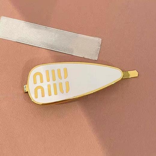 九歌同款！【创新碎发夹设计，轻盈不压头】miu发夹 侧边一字刘海碎发夹子 轻松打造清新发型 精致又可爱-QQ 商品图8