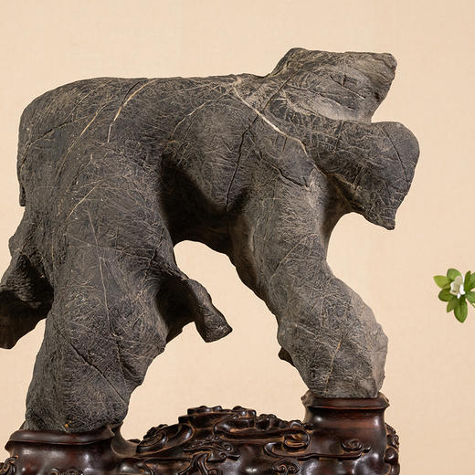 清 灵璧石象形文房赏石（红木座） 商品图2