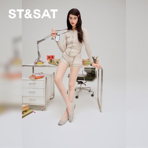 【星空系列】星期六优雅方头闪钻平底单鞋SSD1111132 商品图3