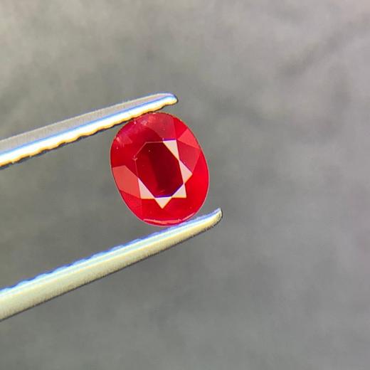 0.51ct刻面红宝石裸石 商品图2