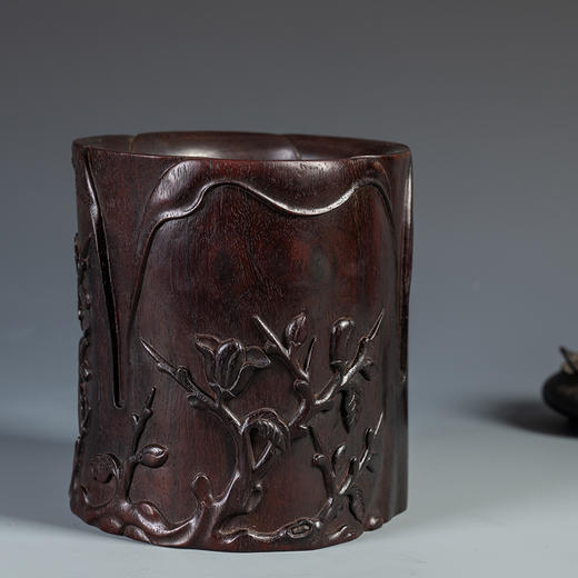 清中期 紫檀木雕玉兰花花口笔筒 商品图1
