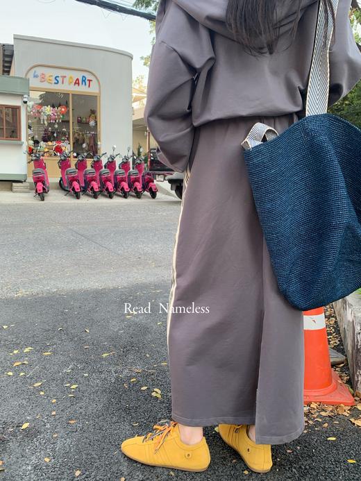 Read Nameless /梨形天菜深灰色休闲套装裙 2025/3/15 商品图6