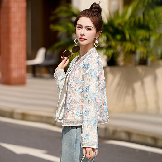 新中式国风轻奢刺绣外套2025春新款时尚流行显瘦气质超好看上衣HR-AQHUI66622 商品图3