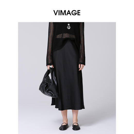 VIMAGE纬漫纪垂坠缎面高腰显瘦高级感百搭纯色半身裙夏季新款VB2406302 商品图0