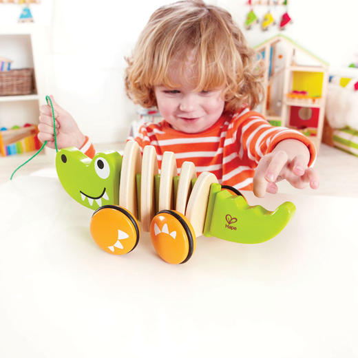 Hape拖拉玩具 木质学步手拉牵绳玩具会摇摆卡通动物字母 儿童节礼物 E0348拖拉鳄鱼 商品图3