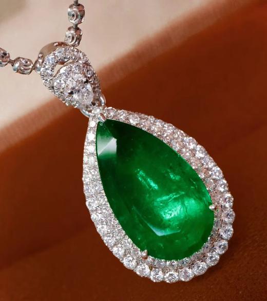 3.25ct刻面祖母绿吊坠 商品图2
