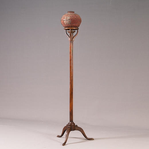 清 黄花梨三足灯架 商品图4