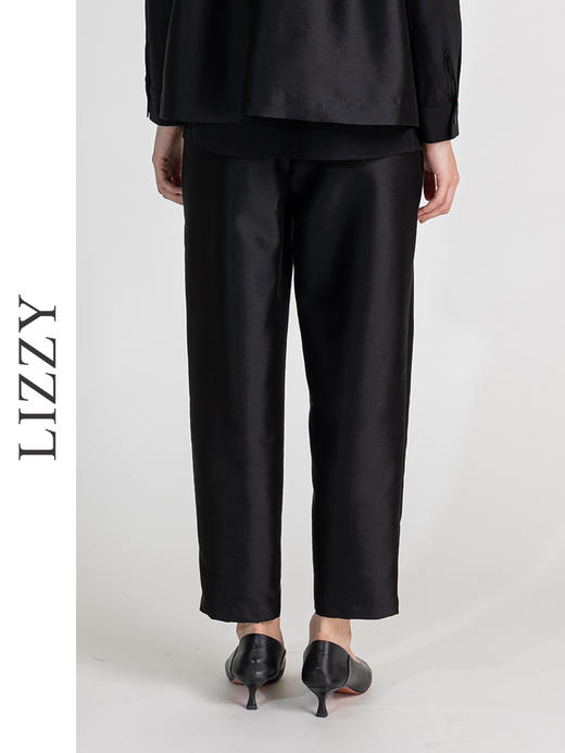 LIZZY早秋精致丝毛弹力腰九分裤8139 商品图3