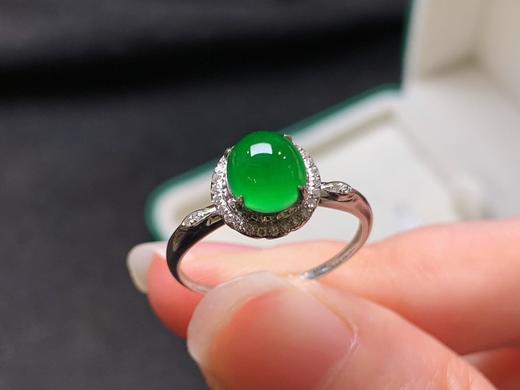 蛋面翡翠戒指 商品图1