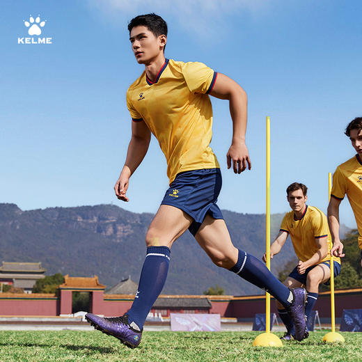 【新增】电商足球装备 商品图1