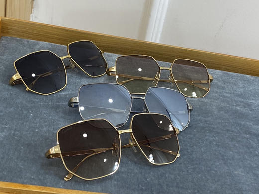 正品！！贸易公司渠道，卡地亚25款 新款墨镜 偏光太阳镜 男女都可以戴，原价1000➕美刀，四个色 商品图0