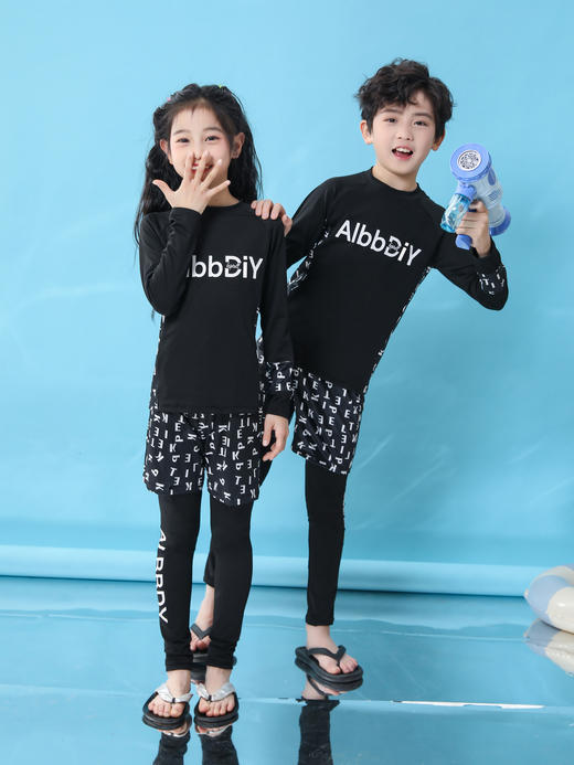 【新款儿童泳衣，防晒速干，专业潜水服！】儿童泳衣 男童长袖防晒速干游泳套装 女童宝宝潜水服 亲子冲浪服-QQ 商品图6