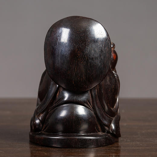 清 紫檀木雕长耳罗汉像 商品图1