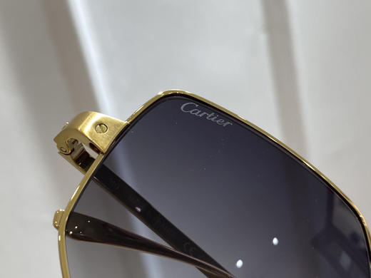 正品！！贸易公司渠道，卡地亚25款 新款墨镜 偏光太阳镜 男女都可以戴，原价1000➕美刀，四个色 商品图8