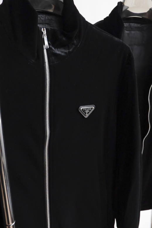 P.R.D 春季款 丝绒 黑色立领夹克外套 WT845 商品图4