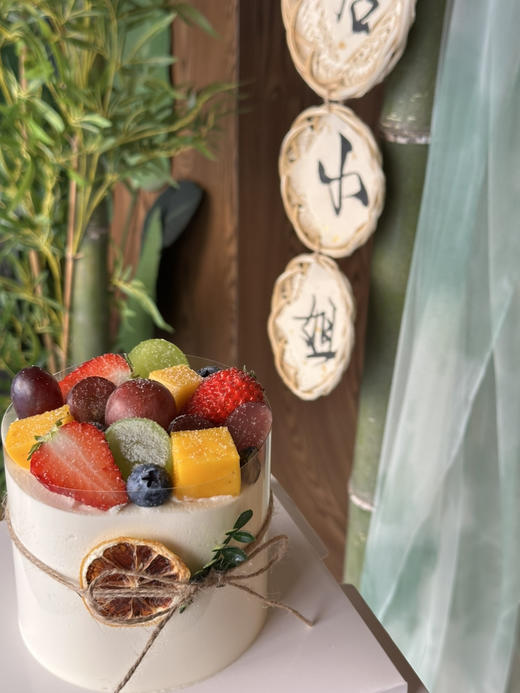 4寸福利水果蛋糕，很小奥，就2人份 商品图1