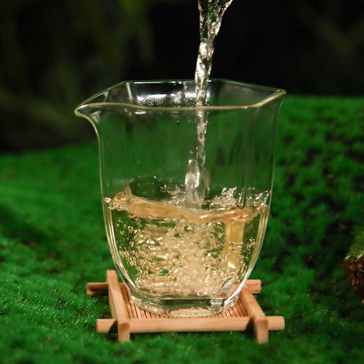 2025《困鹿山》古树春茶 200克/饼 生茶 商品图2