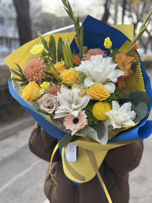 手打花束半开放式花束 商品图0