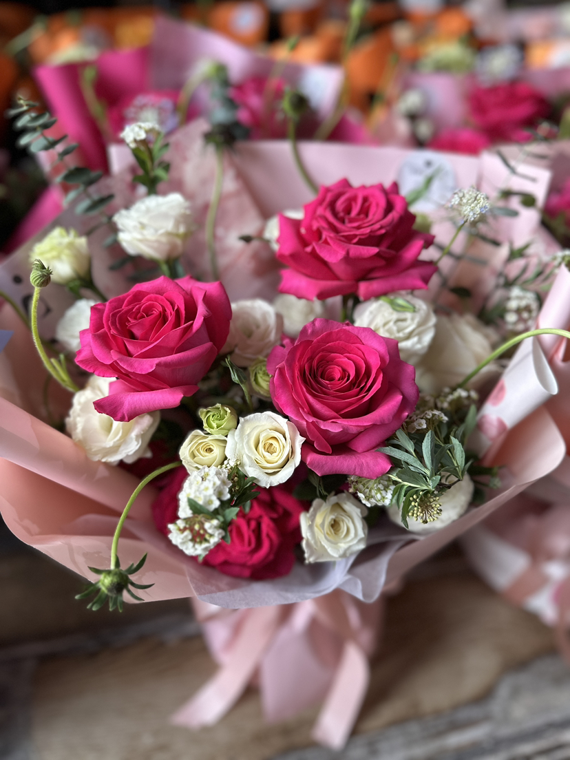 弗洛伊德插花泥小花束