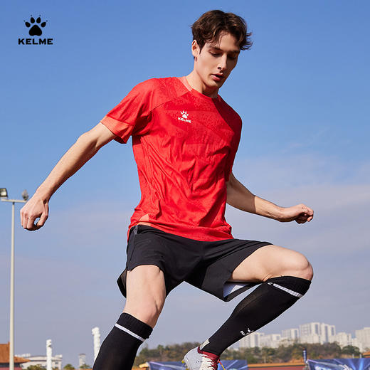 卡尔美2025新款向阳而生系列男士训练服 商品图4
