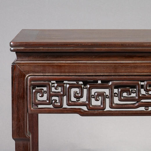 清 红木透雕回纹书桌 商品图1