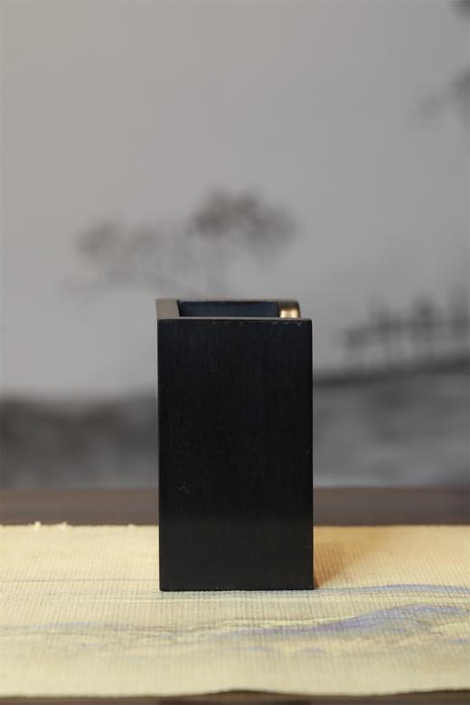 旗袍°紫光檀笔筒 商品图3