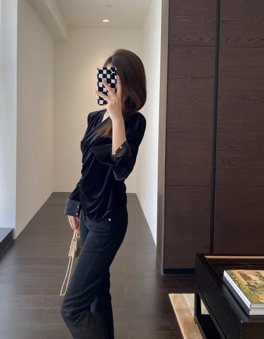 显瘦丝绒侧衣襟捏褶V领OL小性感丝绒衫 商品图5