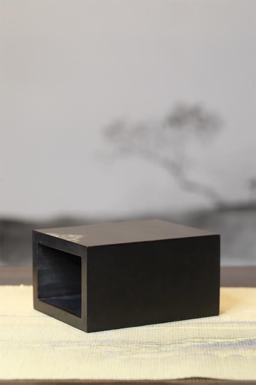 紫光檀镶螺钿如意笔筒 商品图4