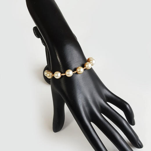 【天然正品】AU750精品黄金天然近完美约8.0-8.9MM南洋金珠手链直径：8.0-8.9MM（皆取最大值）女士现售价：3680！110325NJM19 商品图6