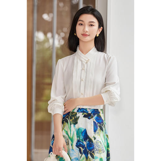 米思阳2026春夏新款法式设计感交叉立领衬衫精致针织款别致小衫女1094 商品图2