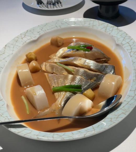 【浙江舟山海捕】东海新鲜速冻银鲳鱼4条装（未净膛，每条200g~250g，总重量不低于850克） 商品图3