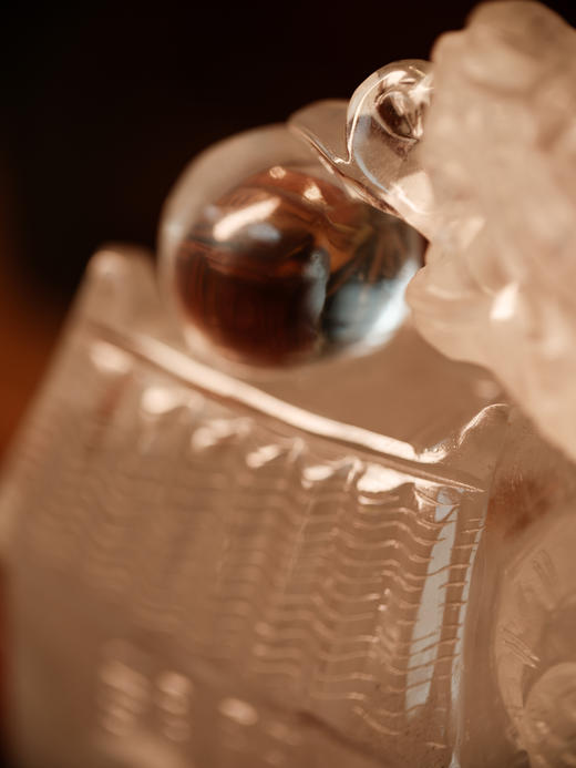 白水晶绿幽灵 龙衔宝珠 鱼跃龙门 晶体通透 大晶体精工雕刻【器悟雅玩】 商品图4