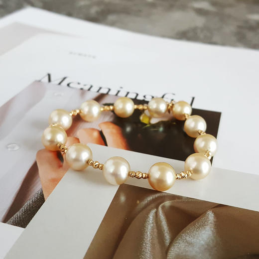 【天然正品】AU750精品黄金天然近完美约8.0-8.9MM南洋金珠手链直径：8.0-8.9MM（皆取最大值）女士现售价：3680！110325NJM19 商品图3