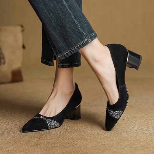 【预售5天】尖头粗跟拼色水钻，四季通勤鞋浅口单鞋QJR&G377 商品图3