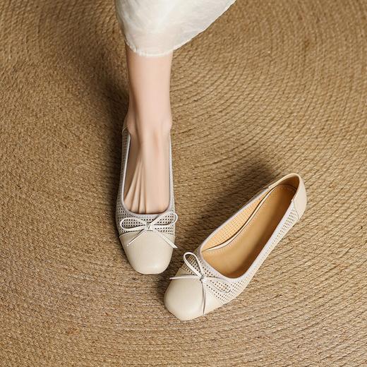 【预售5天】透气春夏低跟羊皮镂空压孔真皮洞洞单鞋QCNX&84-15 商品图1