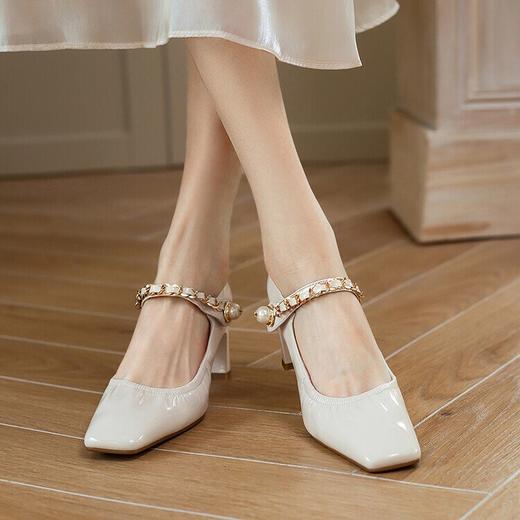 【预售5天】酒红色单鞋女粗跟真皮法式复古链条褶皱亮漆皮方头一字带玛丽珍鞋DMJFG&9267F 商品图4