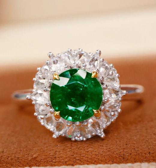 1.1ct刻面祖母绿戒指 商品图2