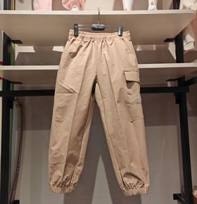 安踏儿童2025春男小童休闲户外舒适梭织长裤运动裤卫裤352529502